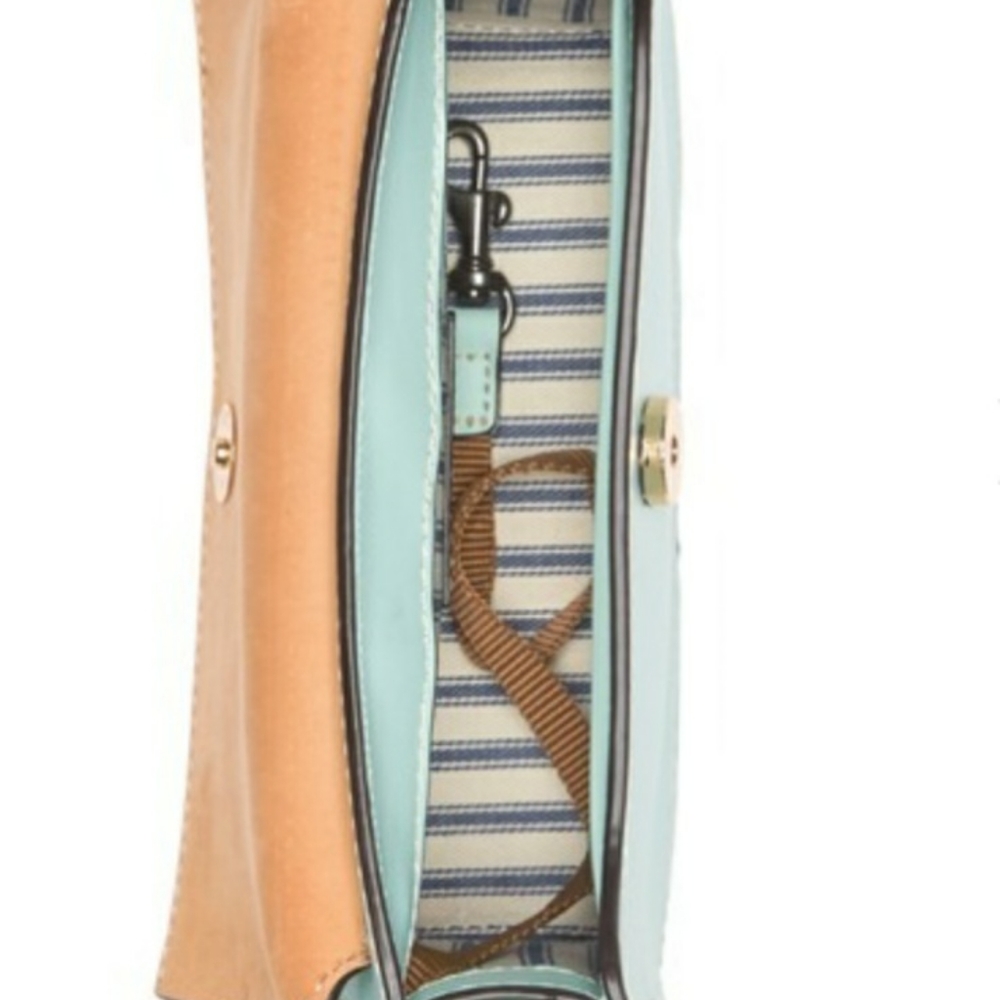❌❌SOLD❌❌Dooney and Bourke crossbody bag - Picture 8 of 14